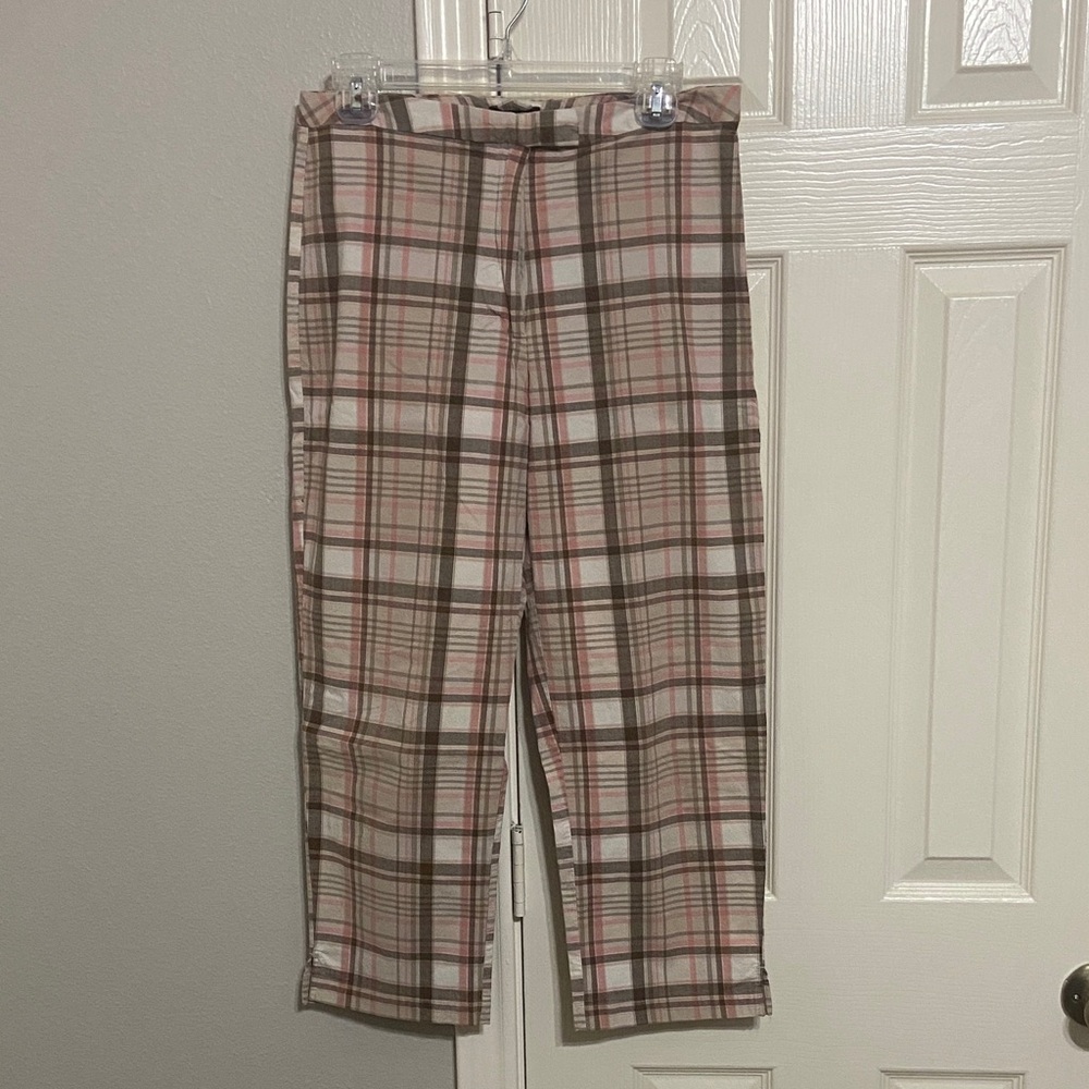 Women’s Cropped Plaid Ankle Stretch Pants in Beige and Pink